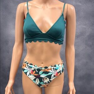 Cupshe Teal and Floral Scalloped Bikini